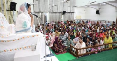 गृहस्थ में रहते हुए अध्यात्म जरूरी