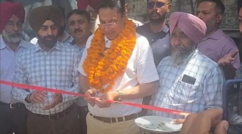 ਵਿਧਾਇਕ ਡਾ. ਗੁਪਤਾ ਨੇ ਦੋ ਨਵੇਂ ਪਾਵਰ ਟ੍ਰਾਂਸਫਾਰਮਰਾਂ ਦਾ ਉਦਘਾਟਨ ਕੀਤਾ: ਕਿਹਾ ਕਿ ਇਨ੍ਹਾਂ ਖੇਤਰਾਂ ਨੂੰ ਹੁਣ ਬਿਜਲੀ ਦੀ ਸਮੱਸਿਆ ਨਹੀਂ ਹੋਵੇਗੀ