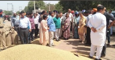 ਭਾਰਤ ਸਰਕਾਰ ਦੇ ਖ਼ੁਰਾਕ ਮੰਤਰਾਲੇ ਦੀ ਐਡੀਸ਼ਨਲ ਸਕਤੱਰ ਸ੍ਰੀਮਤੀ ਅਪਰਨਾ ਭਾਟੀਆ, ਆਈ.ਏ.ਐੱਸ. ਵੱਲੋਂ ਅੱਜ ਜ਼ਿਲ੍ਹਾ ਅੰਮ੍ਰਿਤਸਰ ਦੀ ਟਾਂਗਰਾ ਦਾਣਾ ਮੰਡੀ ਦਾ ਦੌਰਾ