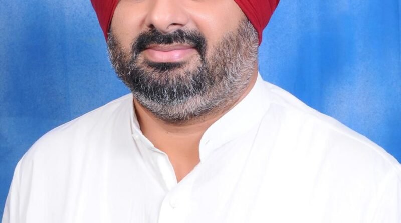 ਵਿਧਾਇਕ ਢਿੱਲੋਂ ਨੇ ਸ਼ਹਿਰ ‘ਚ ਗੰਦਗੀ ਦੇ ਢੇਰਾਂ ਸੰਬੰਧੀ ਨਗਰ ਕੌਂਸਲ ਦੇ ਵੱਡੇ ਅਧਿਕਾਰੀ ਨੂੰ ਭੇਜਿਆ ਕਾਨੂੰਨੀ ਨੋਟਿਸ 